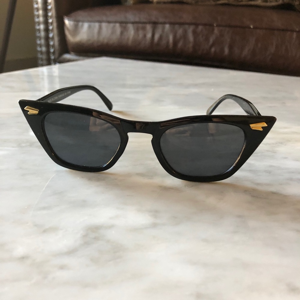 Urban Outfitters Sunglasses